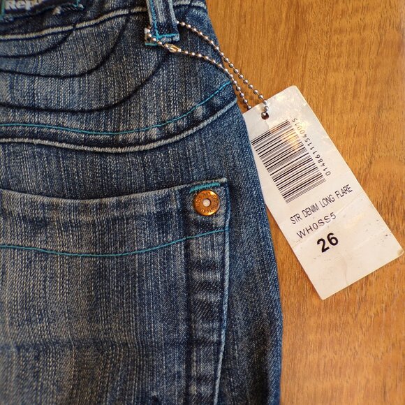 Rock & Republic Straight Denim Long Flare NWT Size 26 - Picture 11 of 11